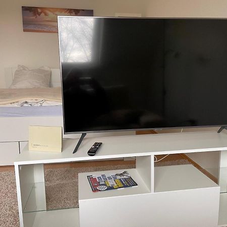 1,5 Zimmer Apartment, 38,5 Qm, Multimedia Tv, Uni, Hbf Duisburgo Esterno foto