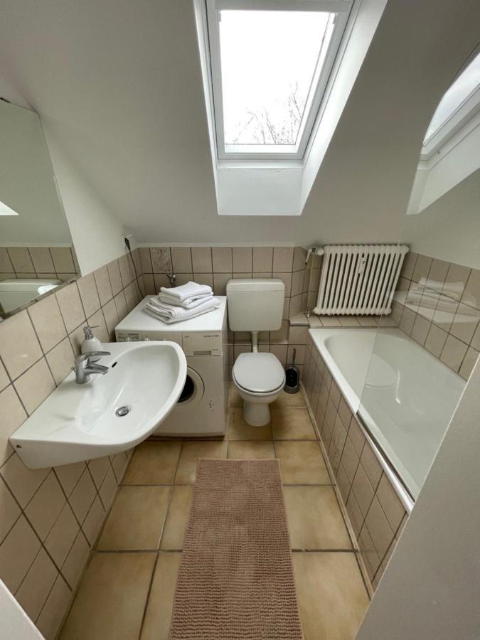 1,5 Zimmer Apartment, 38,5 Qm, Multimedia Tv, Uni, Hbf Duisburgo Esterno foto